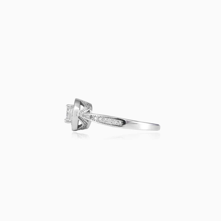 Woman Monte Cristo | Vintage Halo Silver Ring