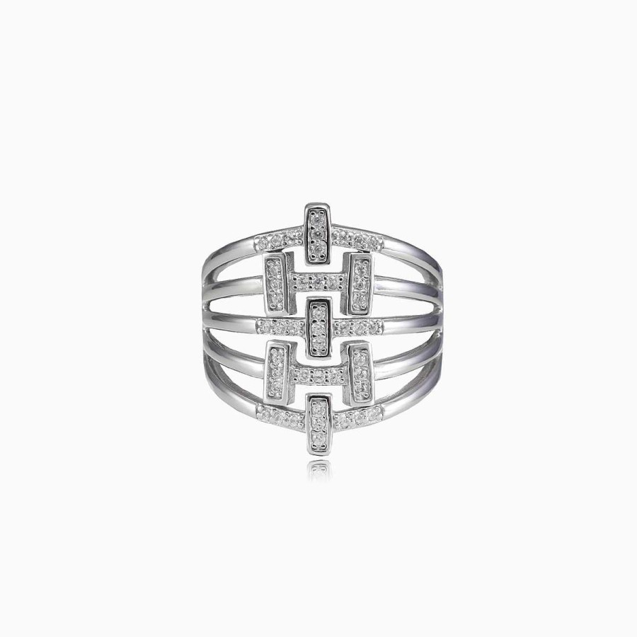 Woman Monte Cristo | Belted Silver Ring