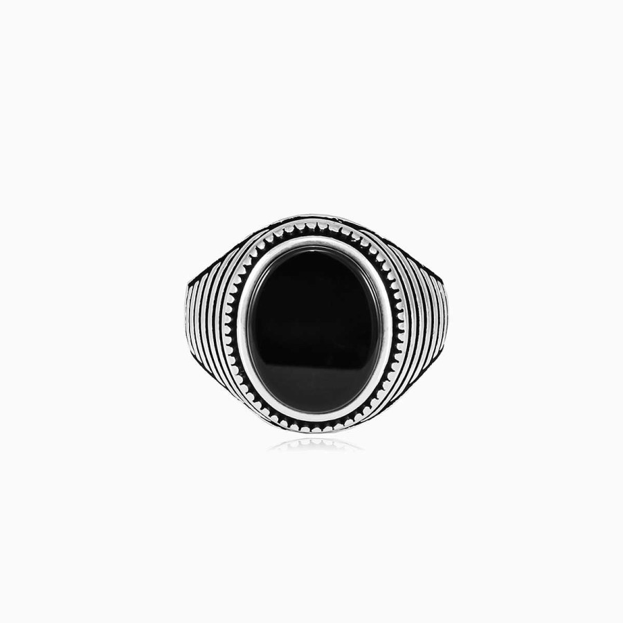 Woman Monte Cristo | Symmetric Oval Onyx Ring