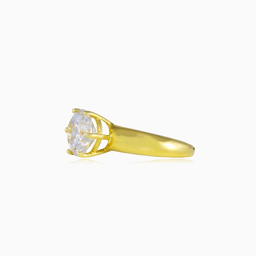 Woman Monte Cristo | Wide Six-Prong Gold Ring