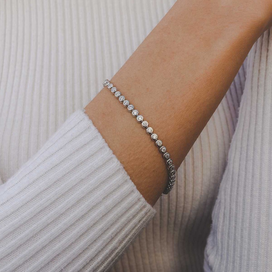 Woman Monte Cristo | Bezel Tennis Bracelet