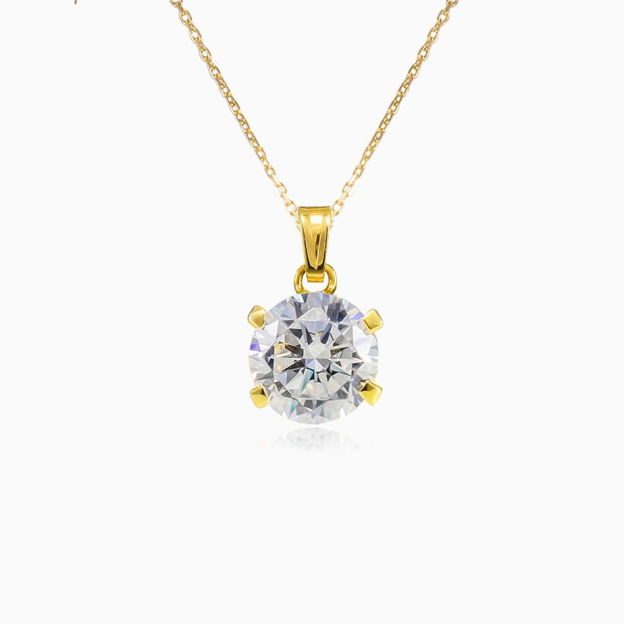 Woman Monte Cristo | Four Prong Gold Pendant