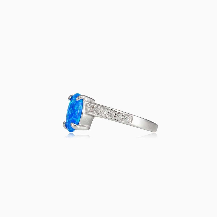 Woman Monte Cristo | Shiny Blue Opal Twisted Ring