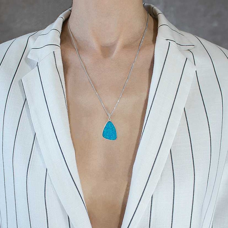 Woman Monte Cristo | Soft Opal Triangle