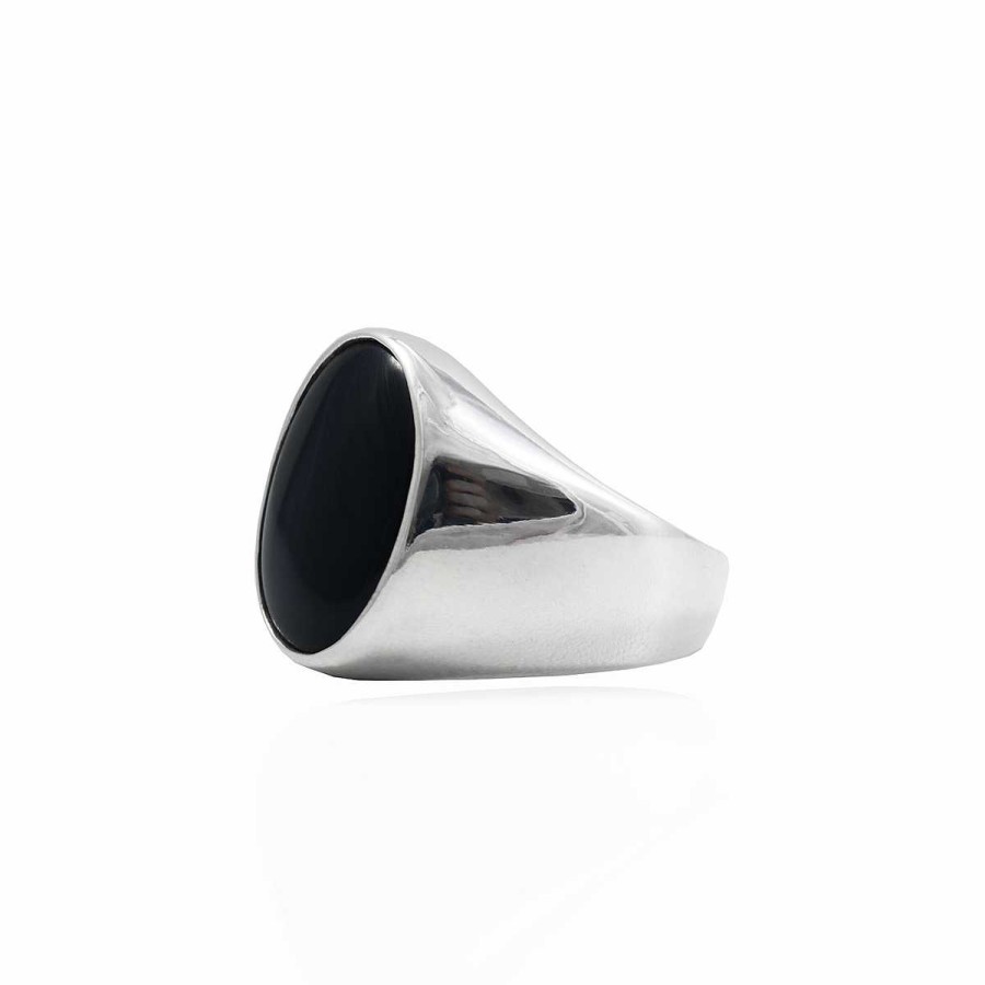 Woman Monte Cristo | Plain Oval Onyx Ring