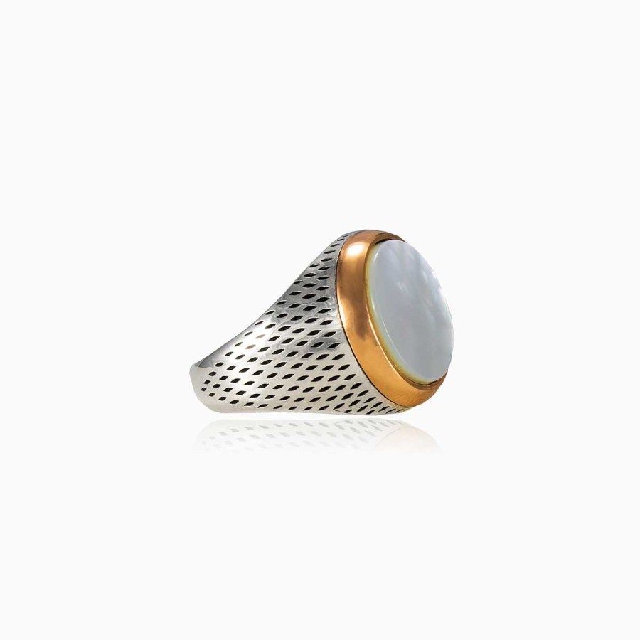 Man Monte Cristo | Round Nacre Ring