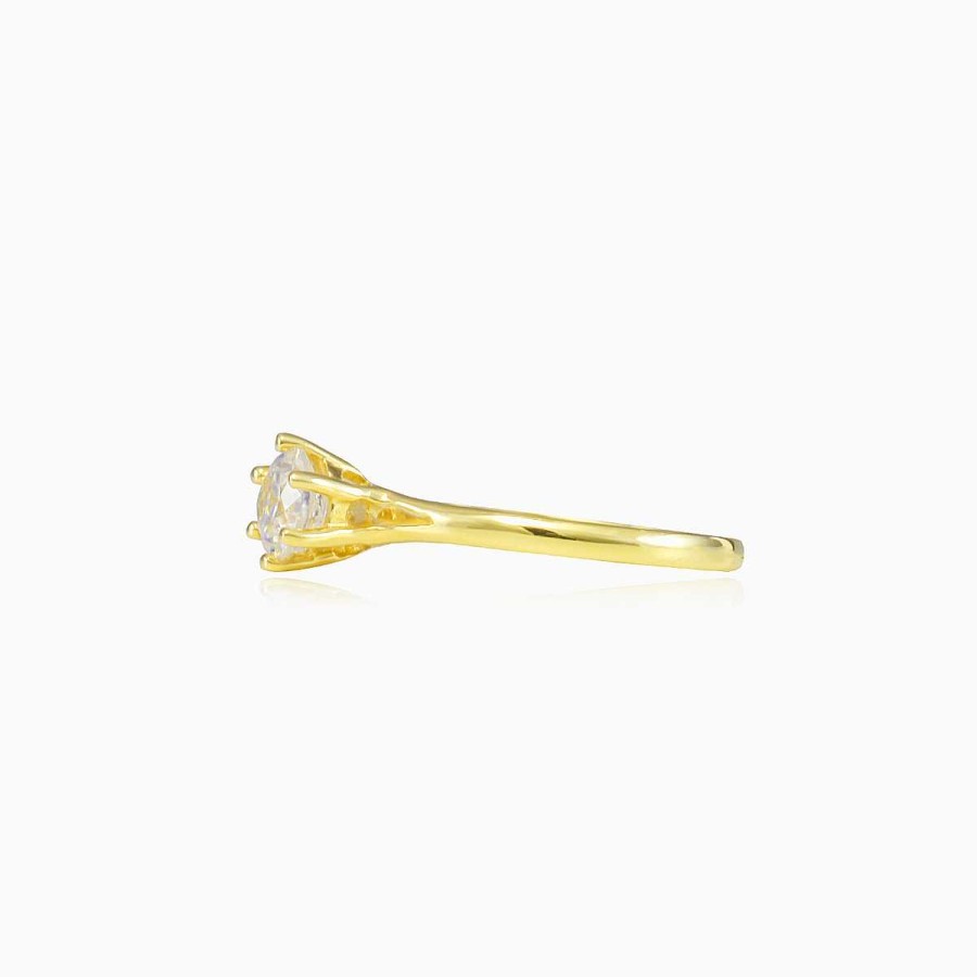 Woman Monte Cristo | Six Prong Gold Ring