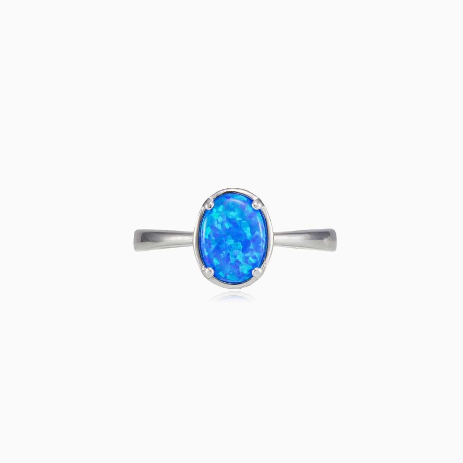 Woman Monte Cristo | Tiny Prong Oval Blue Opal Ring