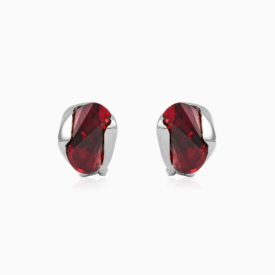 Woman Monte Cristo | Small Garnet Pyramid Earrings