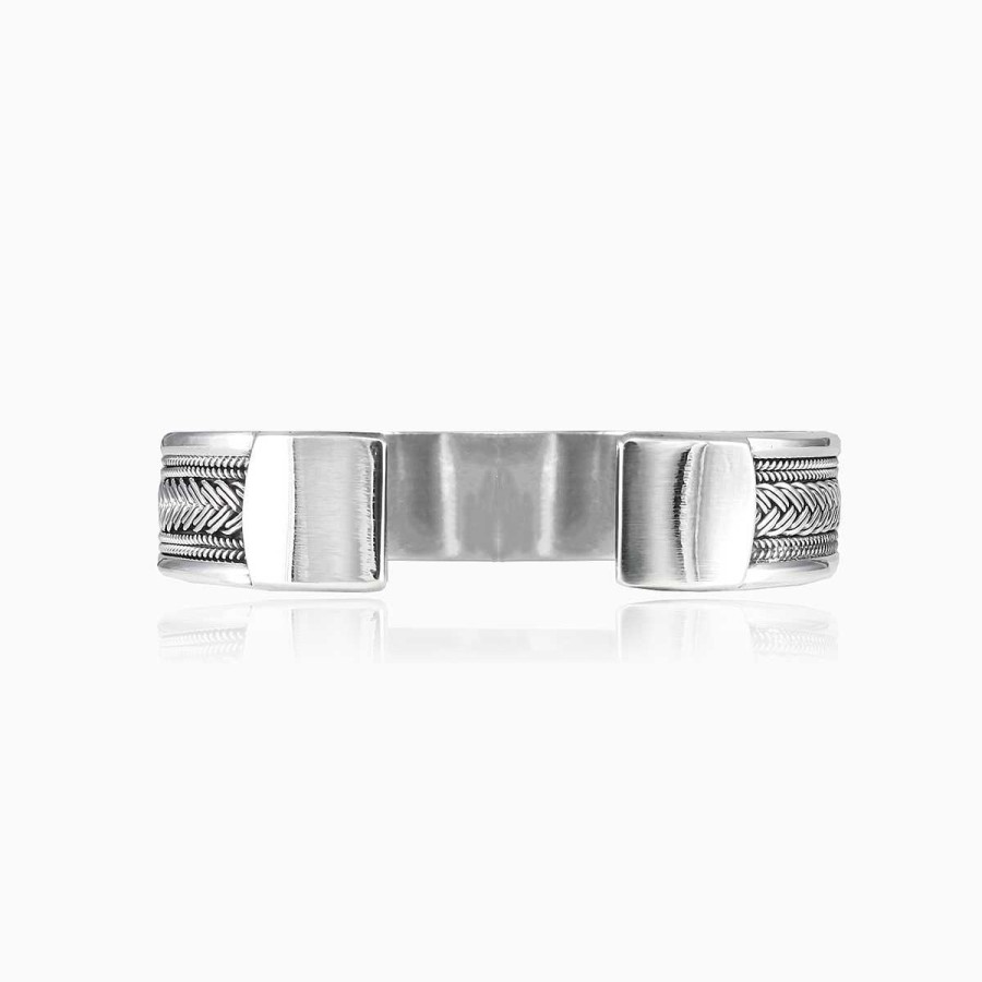 Woman Monte Cristo | Wide Ornament Cuff