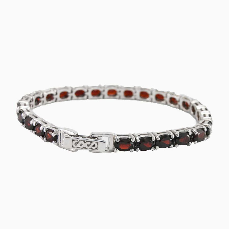 Woman Monte Cristo | Garnet Tennis Bracelet