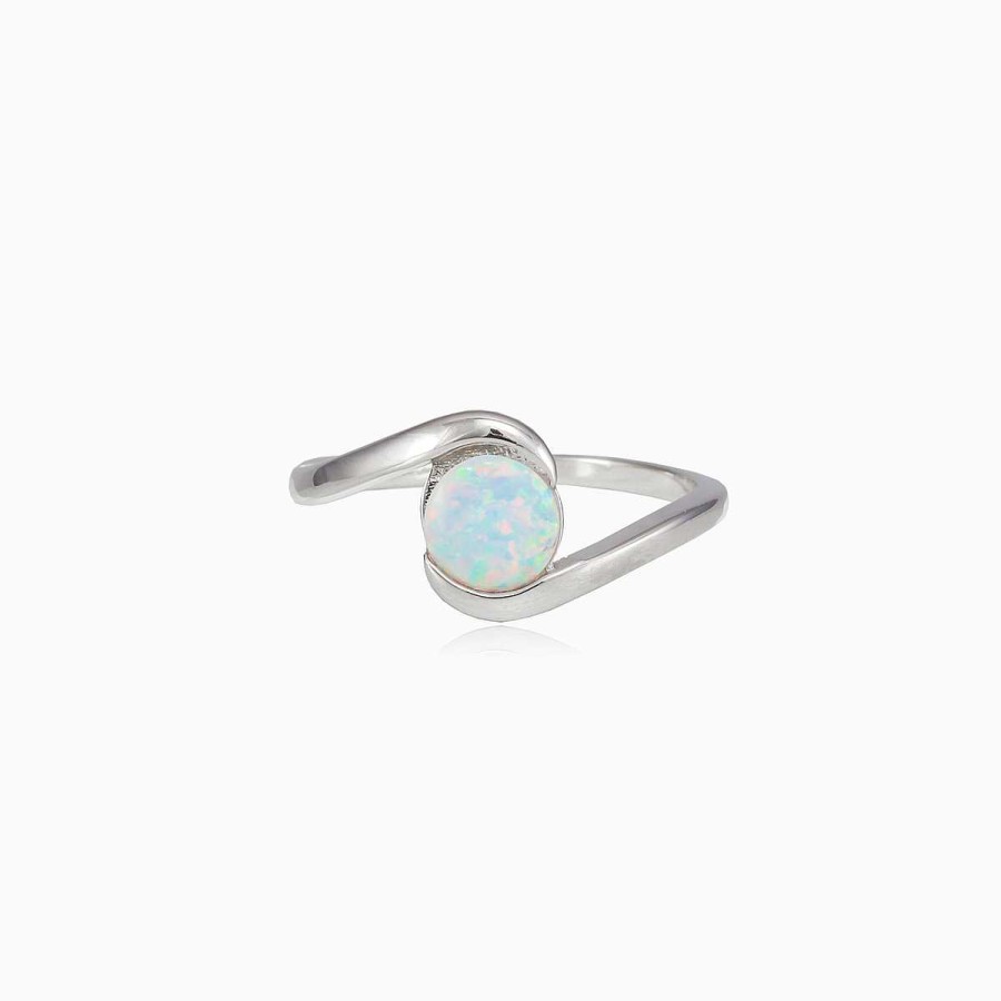 Woman Monte Cristo | Softly Twisted White Opal Ring