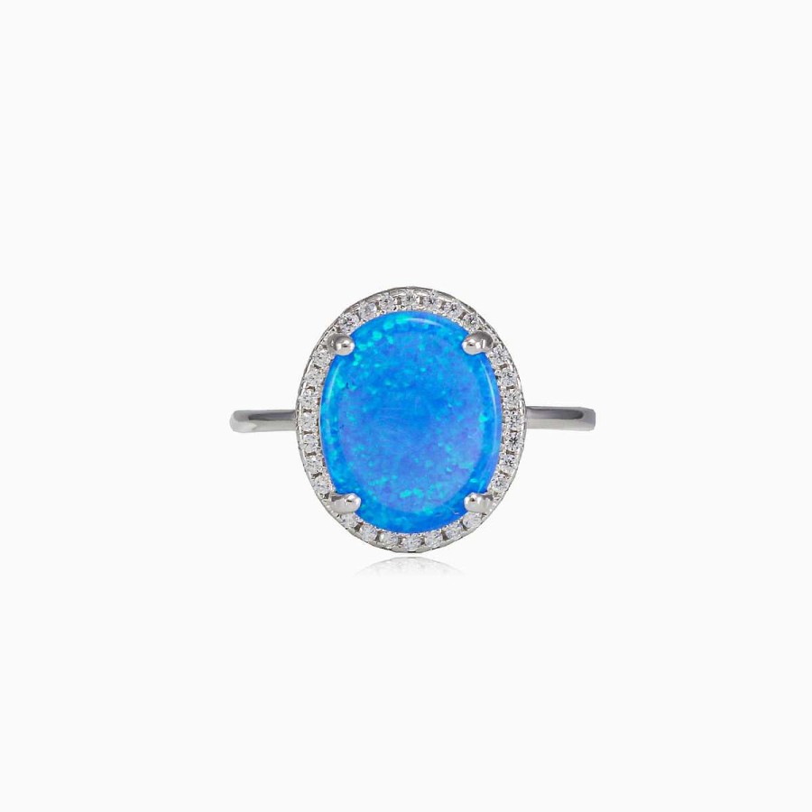 Woman Monte Cristo | Royal Prong Oval Blue Opal Ring