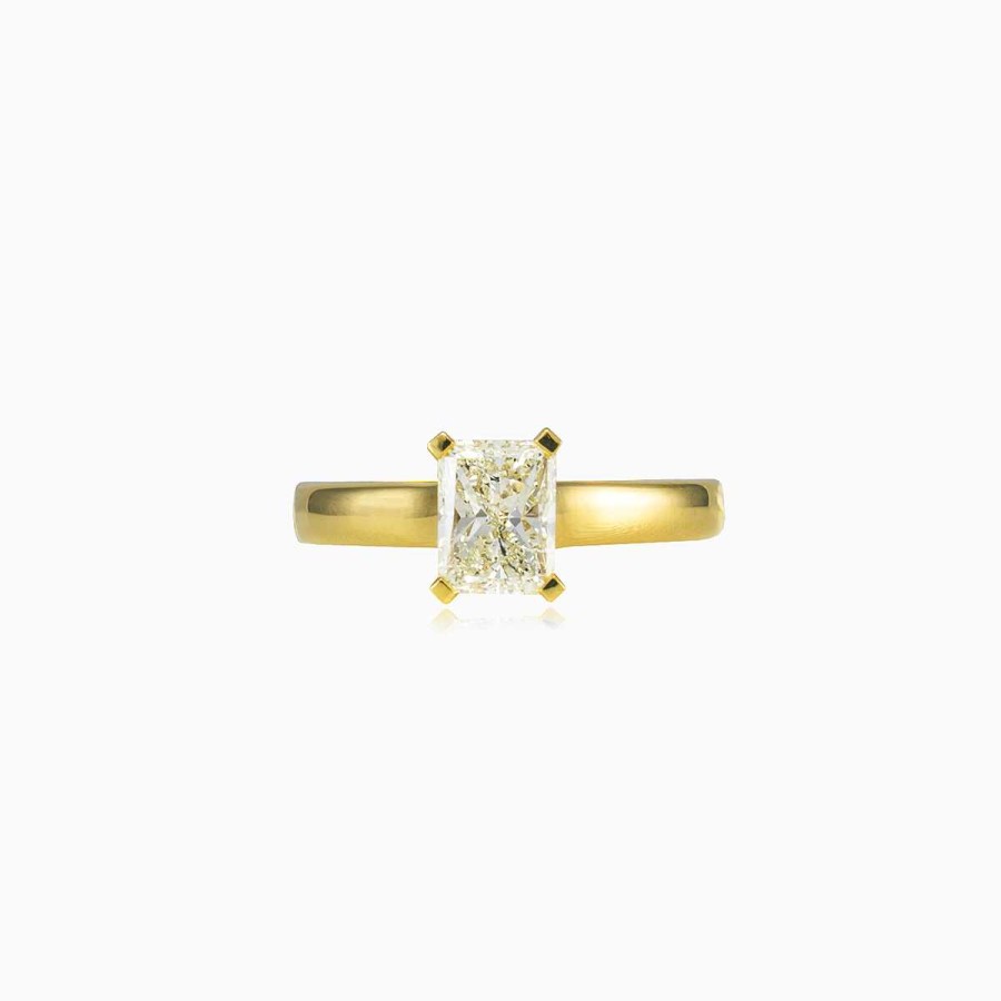 Woman Monte Cristo | Radiant Diamond Ring