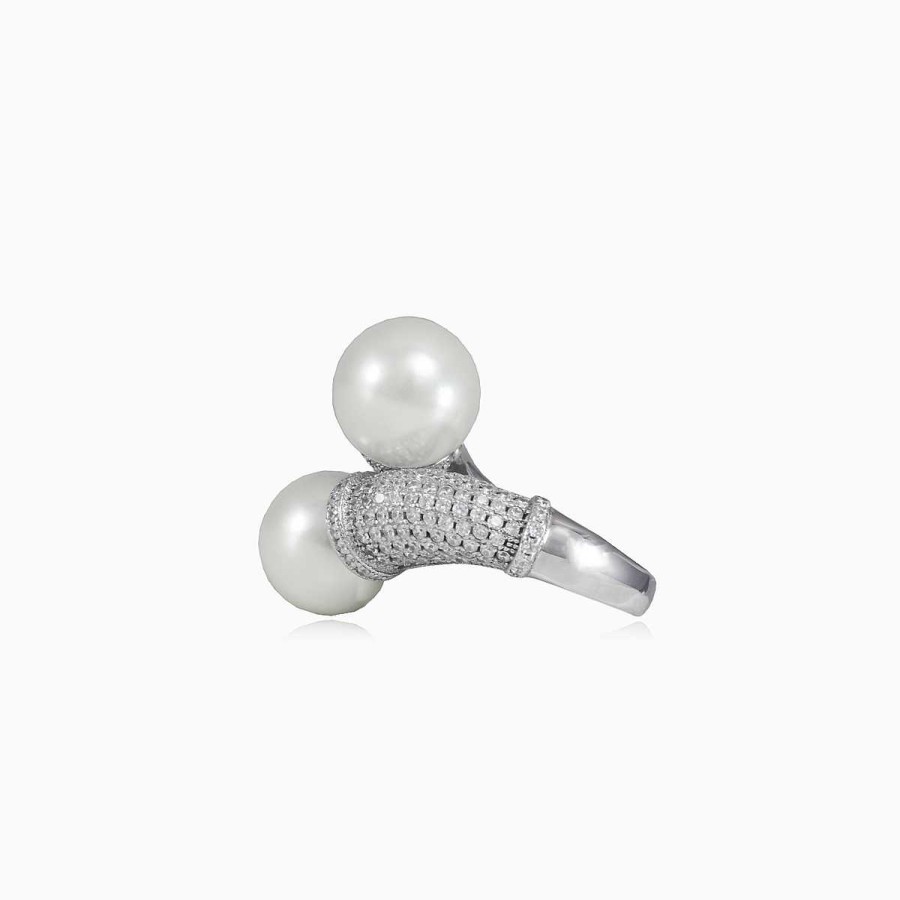 Woman Monte Cristo | Twisted Two Pearl Ring