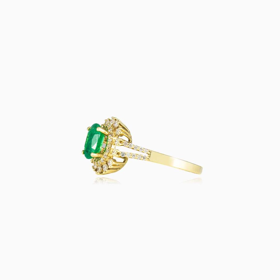 Woman Monte Cristo | Double Halo Emerald Ring