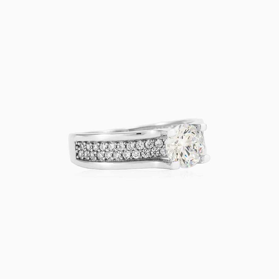 Woman Monte Cristo | White Double Row Solitaire