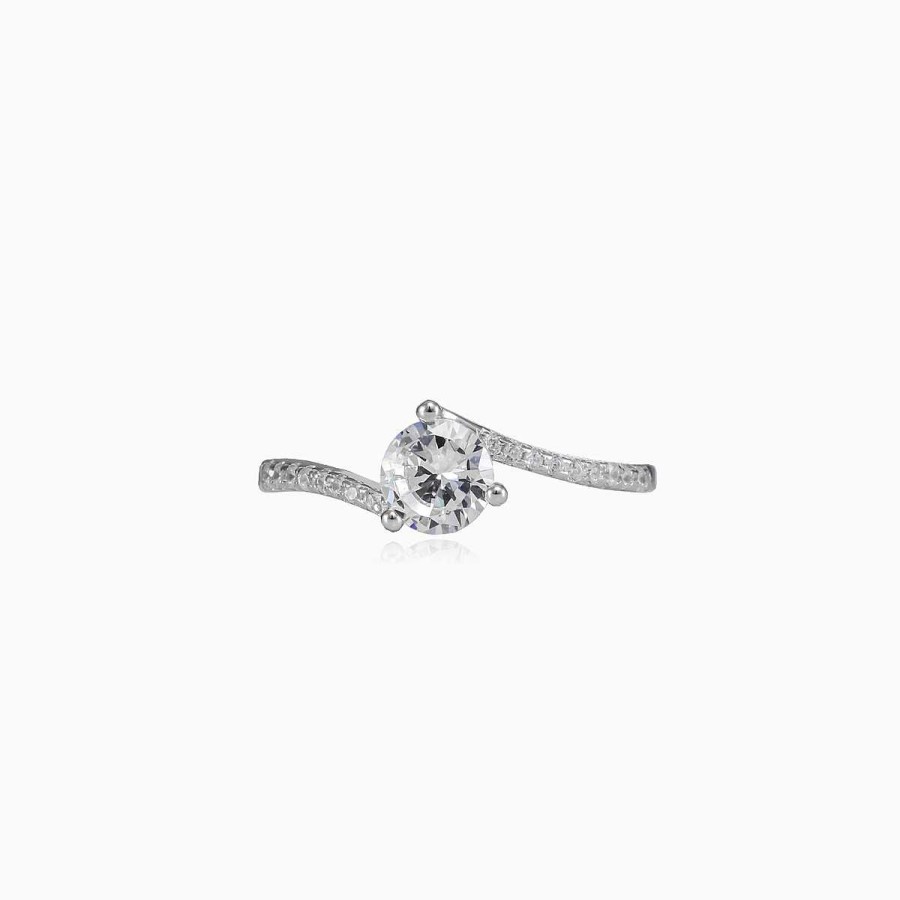 Woman Monte Cristo | Twisted Three Prong Ring