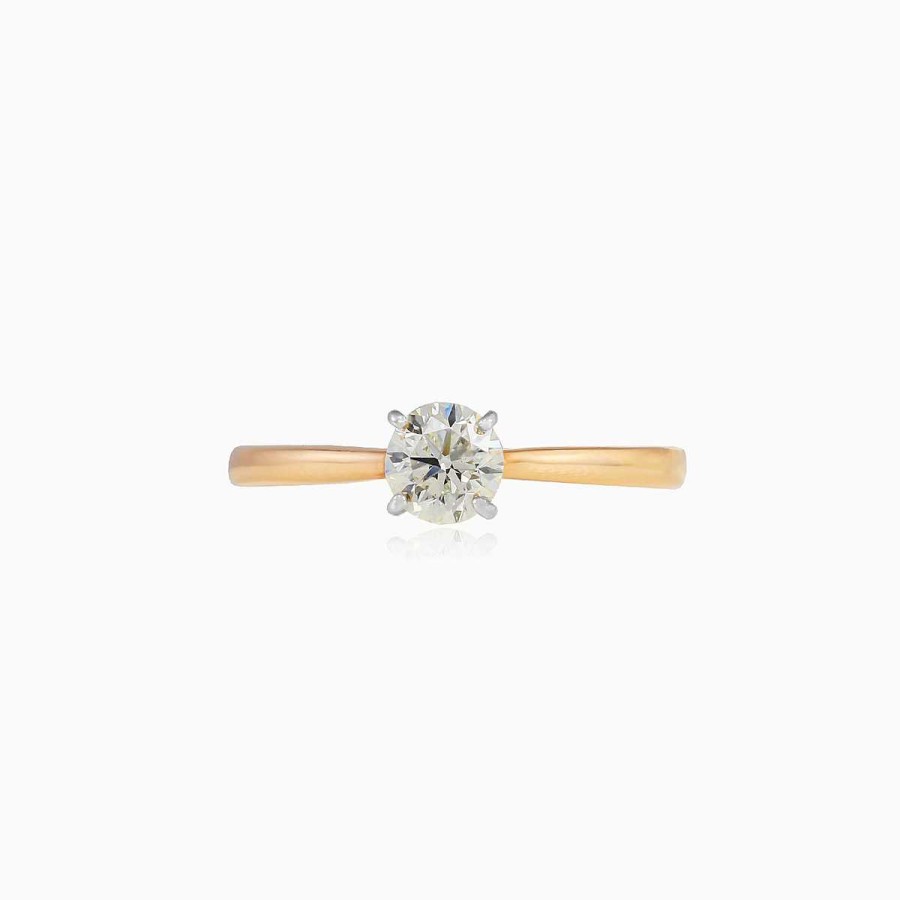 Woman Monte Cristo | Classic Four-Prong Diamond Solitaire