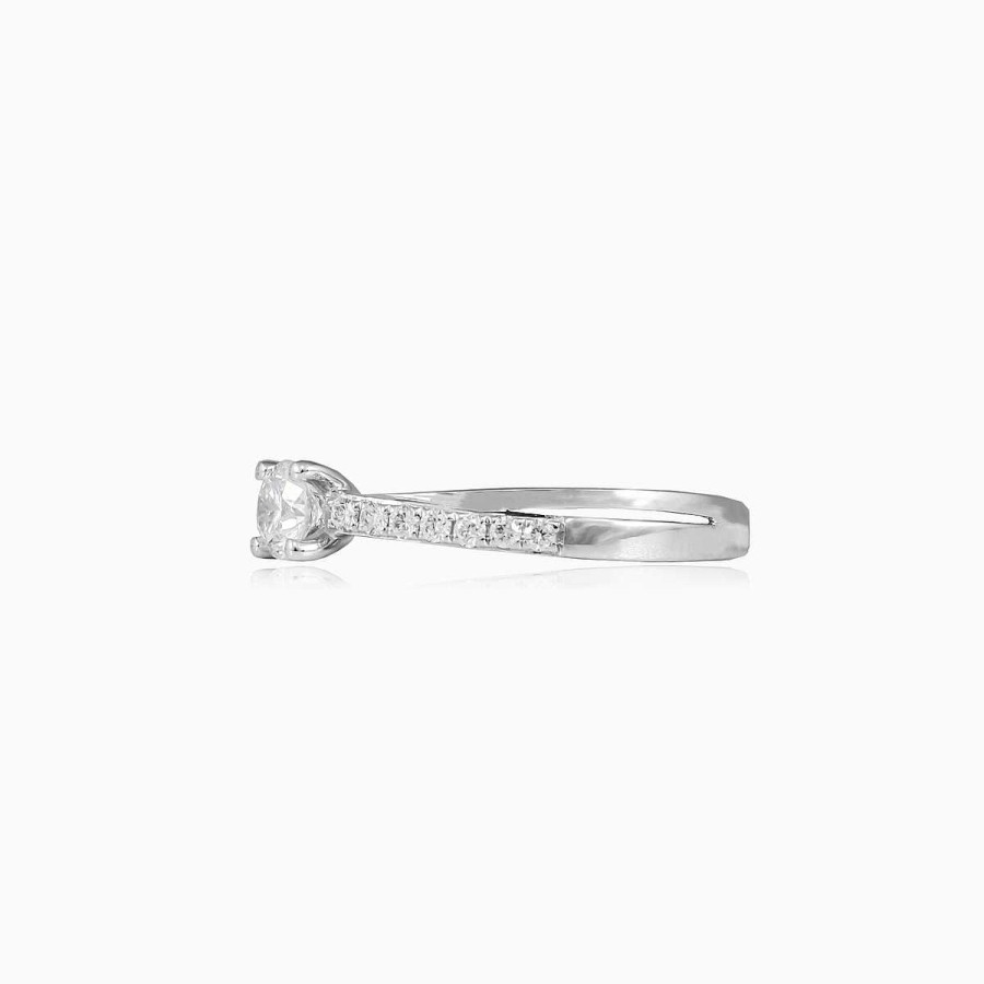 Woman Monte Cristo | Twisted Diamond Engagement Ring