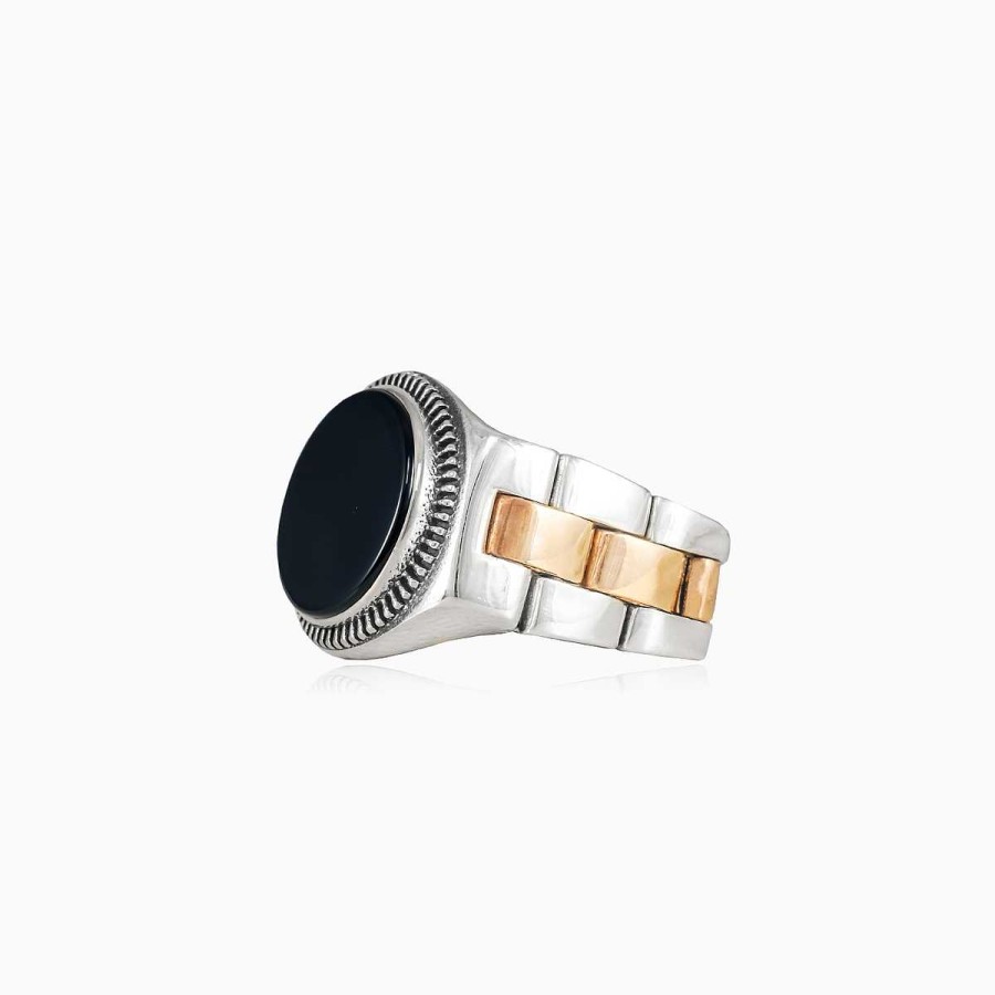 Woman Monte Cristo | Onyx Oyster Strap Ring