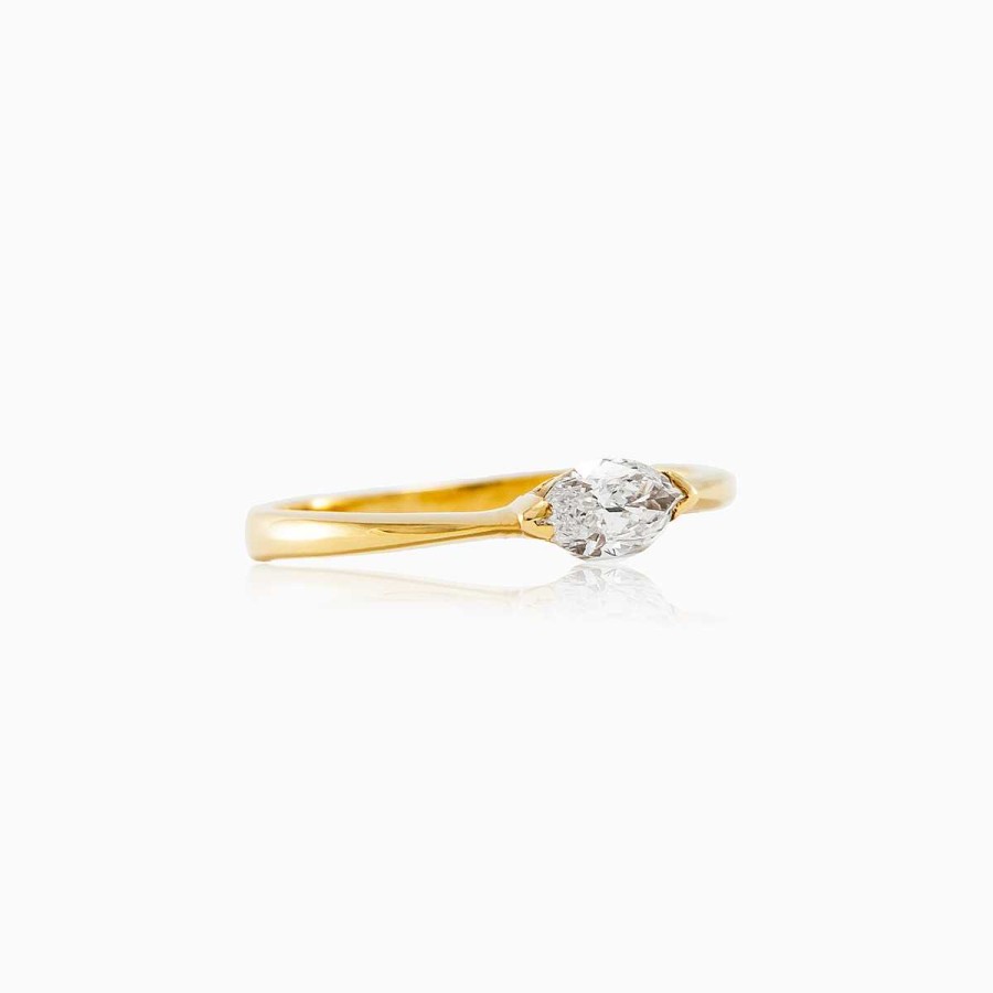 Woman Monte Cristo | Maravilla Engagement Ring