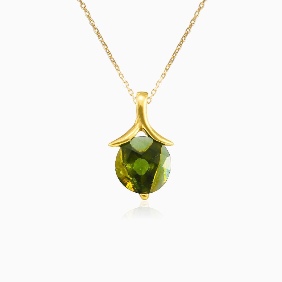 Woman Monte Cristo | Round Moldavite Gold Pendant