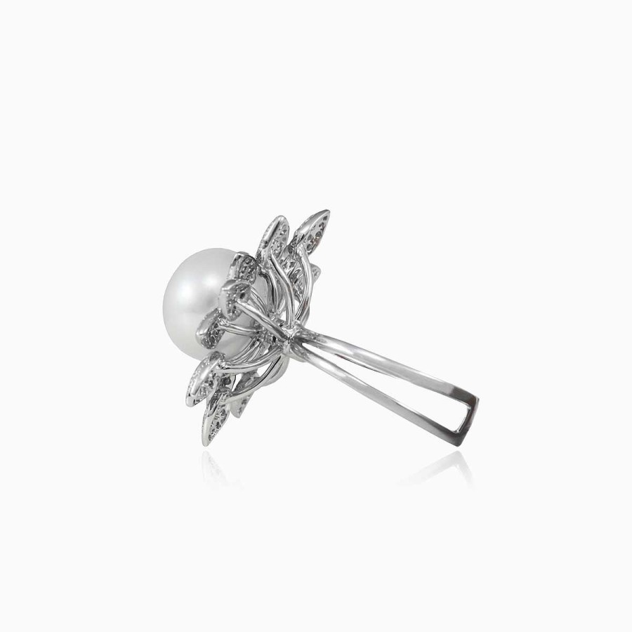 Woman Monte Cristo | Flower Pearl Diamond Ring