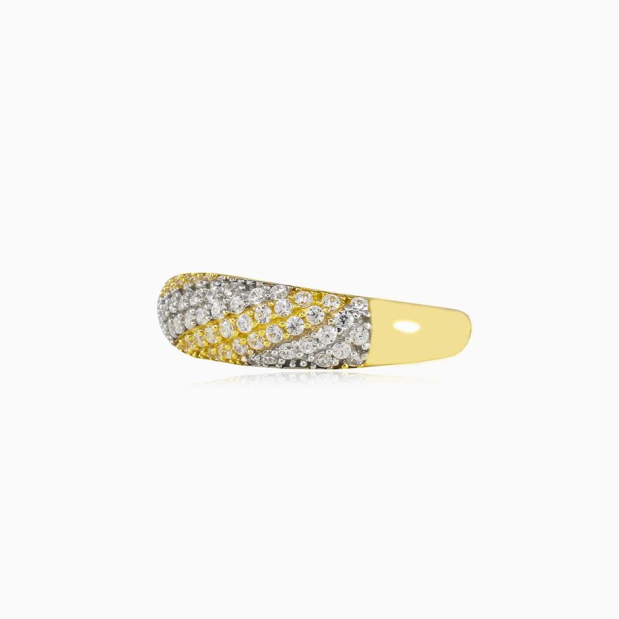 Woman Monte Cristo | Shiny Stripes Gold Ring